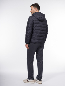 Пуховик с наполнителем синтепух и съемным капюшоном