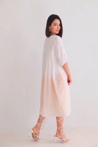 16181 Платье бело-персиковое (остаток: 42-46, 48-52)