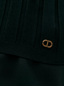 Блуза вязаная с V-вырезом