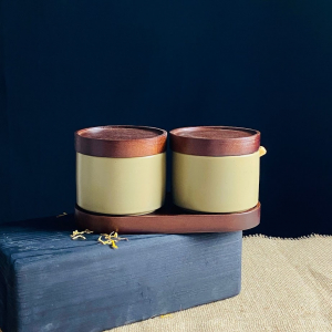 235-114 Набор из 2 банок 250мл с крышкамии ложками на подставке TROPICAL в под.уп.(х24)Фарфор