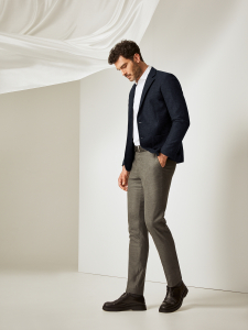 Пиджак с накладными карманами