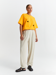 Футболка с цветочным принтом