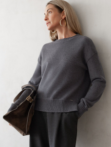 Базовый джемпер из мягкой пряжи с кашемиром с разрезами по бокам