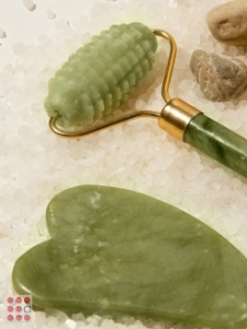 Набор скребок и роллер гуаша, камень