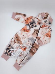 Комбинезон с капюшоном для малышей