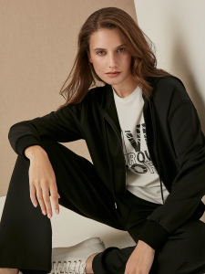 Толстовка на молнии с капюшоном