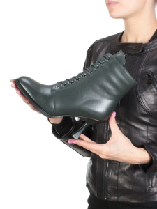 04-E29W-15AF GREEN Ботильоны зимние женские (натуральная кожа, натуральный мех)