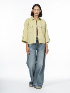 Куртка-рубашка из ткани на основе льна