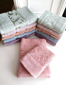 Махровое полотенце 