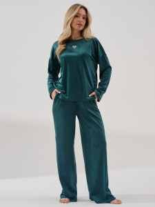 Костюм женский 