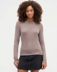 Modern Ribbed Boatneck T-Shirt