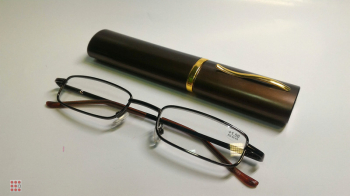 Очки корригирующие ручка с футляром (узкие)