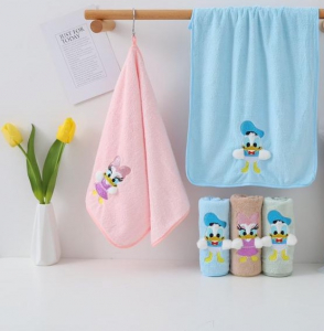 Утята “Объемные крылья” 35*75 Микрофибра