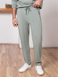 Брюки джоггеры на резинке из премиального футера двухнитки