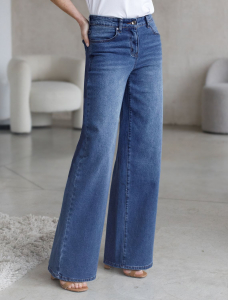 Джинсы трубы из эластичного денима