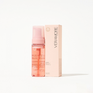 Очищающая пенка для лица cо спикулами, маслом чайного дерева и гидролатом розы VERAMORE Rose & tea tree bubble deep cleansing foam, 150 мл