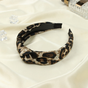 Ободок для волос «Флоранс», бархат, лео, 2.5 см