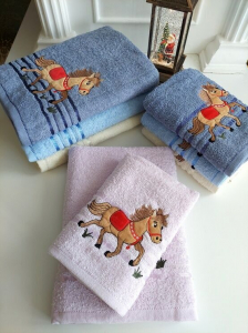 Махровое полотенце 