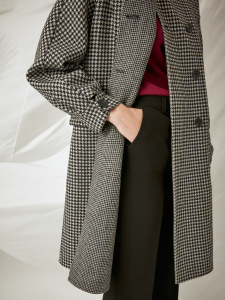 Пальто шерстяное двубортное