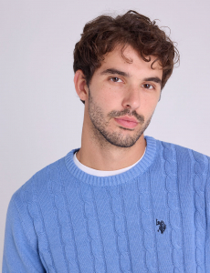 CABLE CREW NECK SWEATER