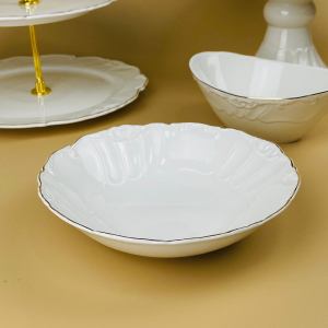 109-248 Салатник 18,5х4,5см КРОКУС ЗОЛОТО в под.уп.(х24)Фарфор