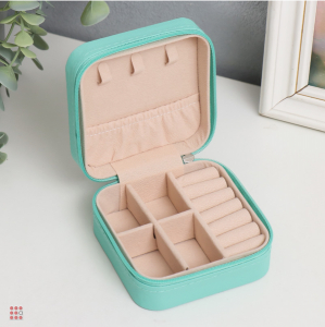 Шкатулка для украшений