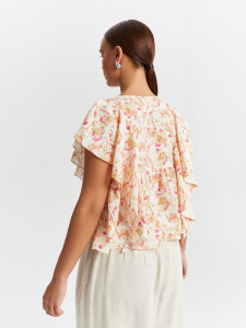 Блуза с ярким принтом