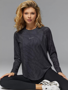 Спортивный рашгард с принтом