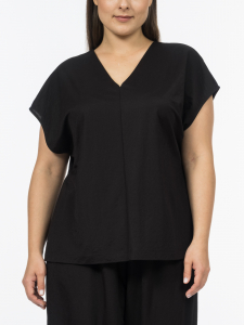 Блуза из вискозного трикотажа с V-вырезом