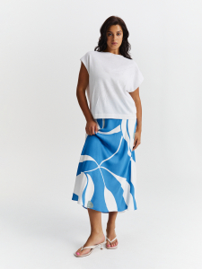 Блузка с укороченным рукавом