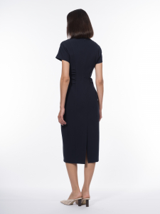 Платье длины миди в классическом стиле