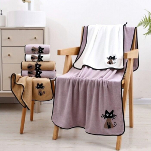 Полотенце из микрофибры с декором 