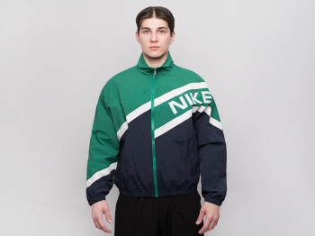 Ветровка Nike