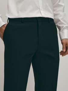 Брюки прямые со стрелками из смесового материала на основе натуральной шерсти