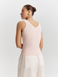 Топ вязаный с V-вырезом