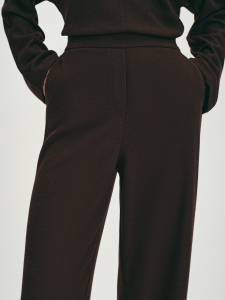 Прямые трикотажные брюки