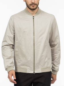 Водоотталкивающий бомбер с ветрозащитной мембраной