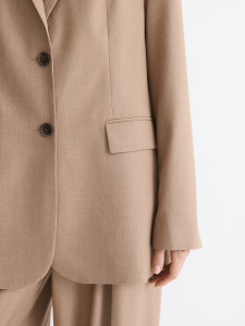 Пиджак оверсайз в оттенке кэмел