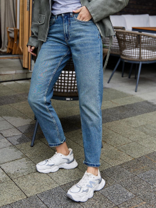 Женские джинсы арт. 19728