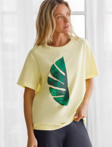 Футболка из премиального хлопка с авторским принтом