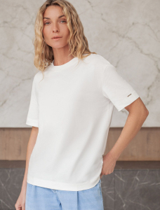 Свободная футболка из премиального хлопка с эластаном