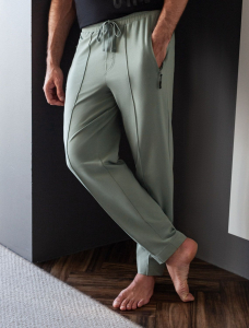Брюки джоггеры на резинке из премиального футера двухнитки