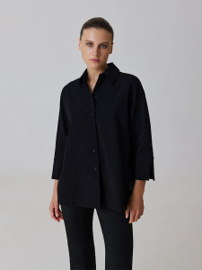 Oversize рубашка с разрезами
