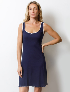 Сарафан на широких лямках с вырезом  из эластичного трикотажа кашкорсе