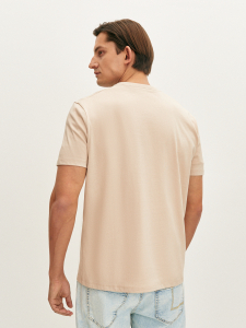 Футболка из трикотажа