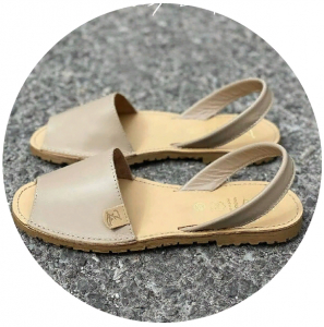 AB. Zapatos 320 taupe - karamelo