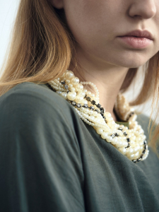 Бусы «Жгут» жемчуг, шар № 2,6,8, белые в серебре, L=45 см