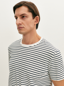 Футболка из трикотажа