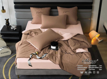 Одеяло Mency средней плотности однотонное с простыней на резинке и наволочками ODMENOR08