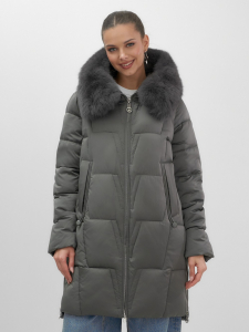 Пальто зимнее утепленное с мехом и капюшоном тренд темно-зеленого цвета 7630TZ